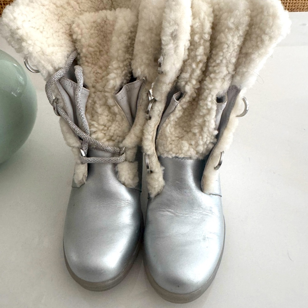 Sorel/Disney winter boots!